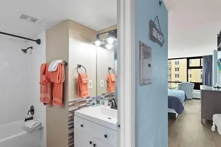 Oceanside Inn 603 - Affordable Studio With King Bed, Partial Ocean Views, Pool دايتونا بيتش 0*,
